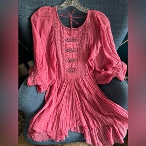 Free People ONE gauze top with eyelet bodice and cuffs. Open back, tie closure